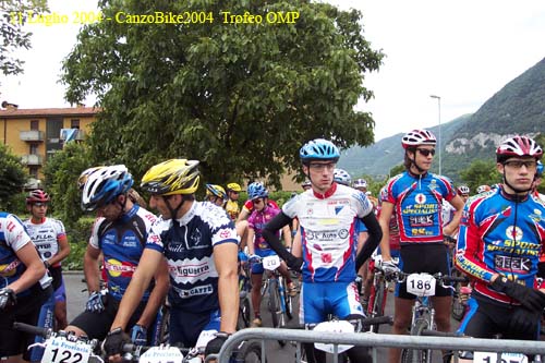 CB2004_003