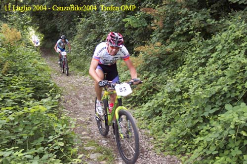 CB2004_021