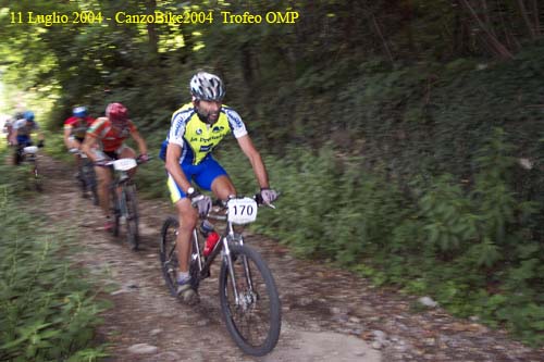 CB2004_027